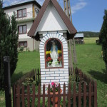 Kapliczka na osiedlu Skwarczki