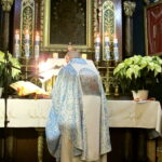 Poświęcenie Ornatu z wizerunkiem Matki Bożej Częstochowskiej z Kaplicy Na Brzegu - 8 grudzień 2021 rok